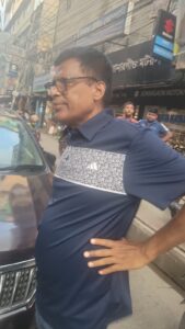 কথিত সরকারী কর্মকর্তা পরিচয়দানকারী